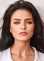 Aislinn Derbez
