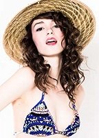 Alex Essoe