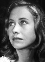 Tove Maës