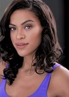 Alvina August
