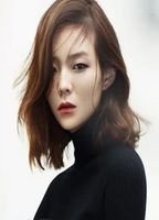 Esom Lee