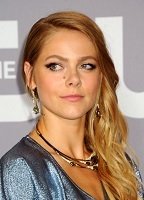 Lily Cowles