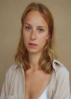 Loriane C Klupsch