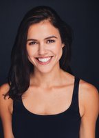 Nina Kiri