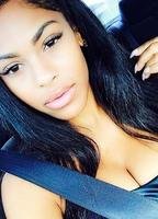 Simone Johns
