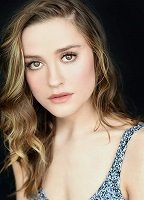 Stephanie Van Dyck