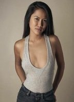 Тина Фам