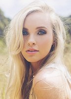 Alicia Banit