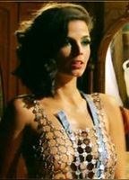Emanuelle Araújo