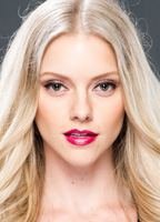 Elle Evans