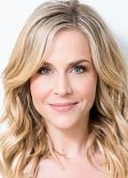Julie Benz