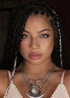 Kiana Lede