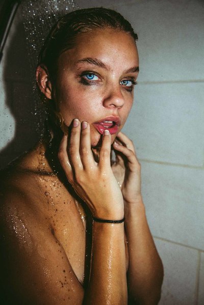 Холли Хорн (Holly Horne)