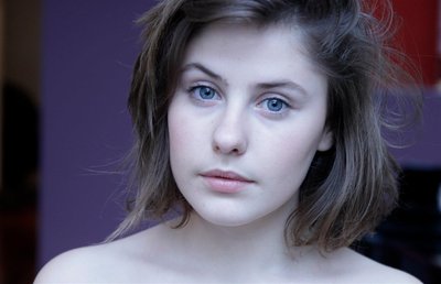 Роксана Брет (Roxane Bret)