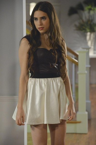 Clara Mamet