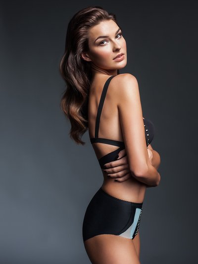 Nikol Svantnerova
