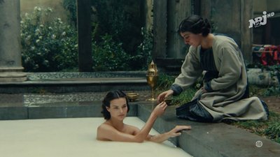 Carole Bouquet