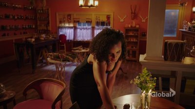 Parisa Fitz-Henley