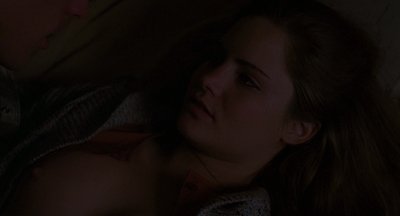 Jennifer Jason Leigh