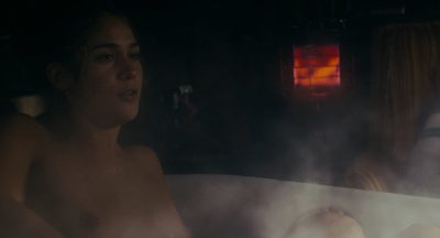 Lola Kirke