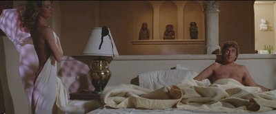 Dee Wallace-Stone