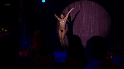 Kiersey Clemons