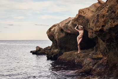 Riona Neve