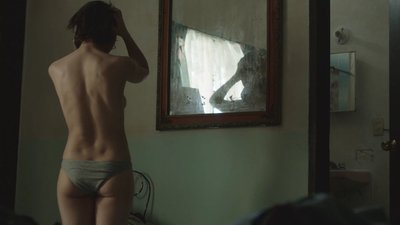 Tessa Ía