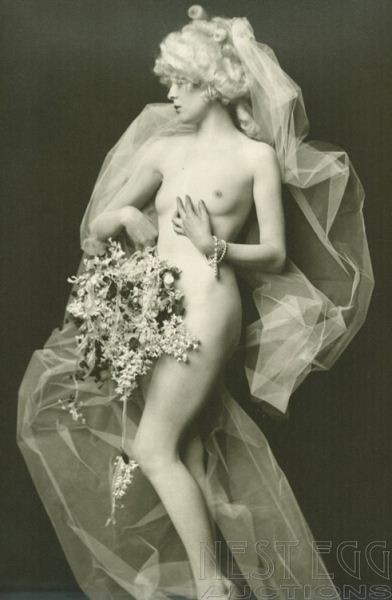 Marion Courtney