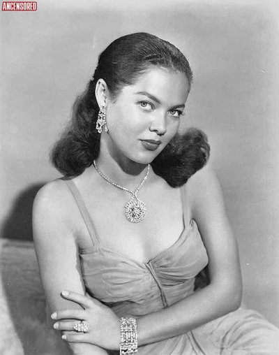 Dona Drake