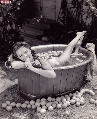 Дона Дрейк (Dona Drake)