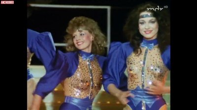 Карин Дювель (Karin Düwel)
