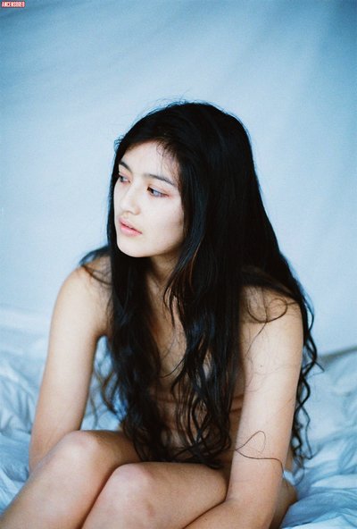 Айеша Тан-Джонс (Ayesha Tan-Jones)