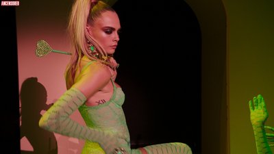 Cara Delevingne