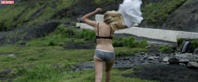 Maika Monroe