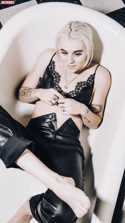 Lynn Gunn
