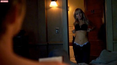 Jenn Lyon