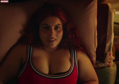Beanie Feldstein