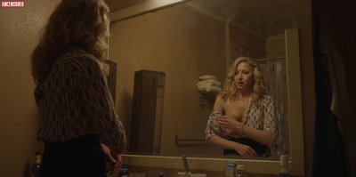 Nina Arianda