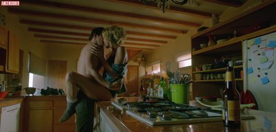 Riley Voelkel
