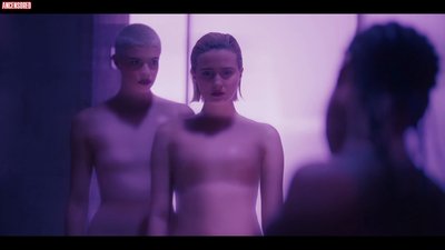 Julia Goldani Telles
