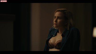 Julia Goldani Telles