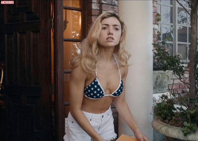 Peyton List (II)