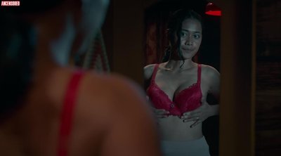 Putri Ayudya