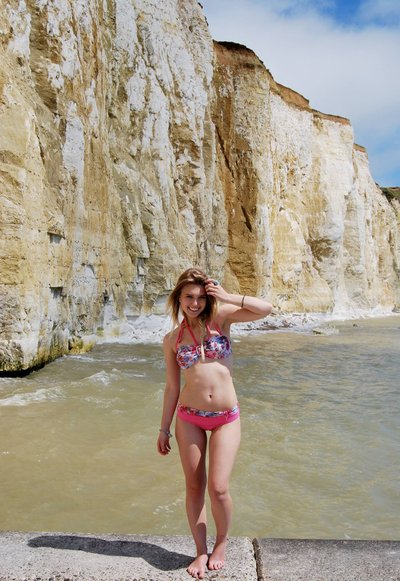 Anie Songe