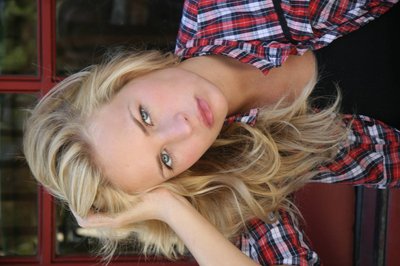 Britt Robertson