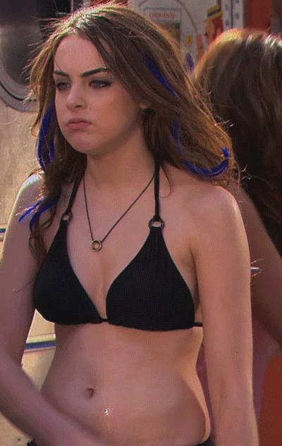 Elizabeth Gillies