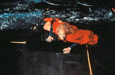 Хелен Слейтер (Helen Slater)