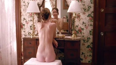Julianne Nicholson