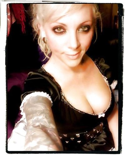 Maria Brink